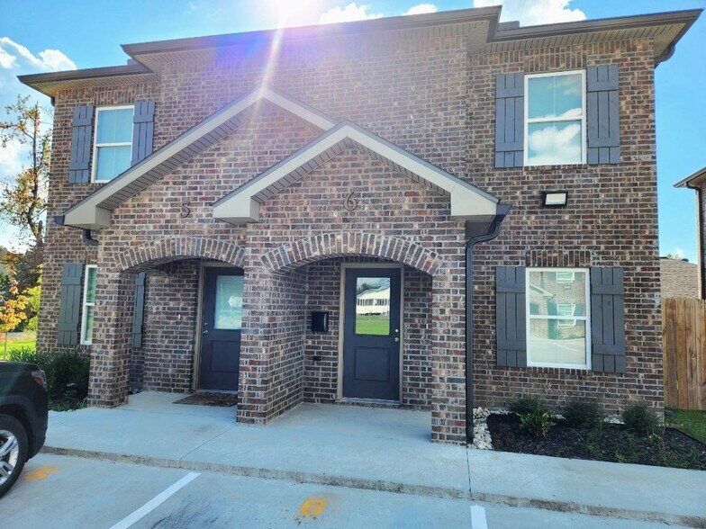 More Photos Of 602 Penn St, Lake Charles Apartments For Sale