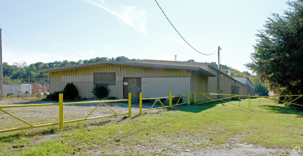 More Photos Of 1020 Batavia Farm Rd, Rosedale Unknown For Lease