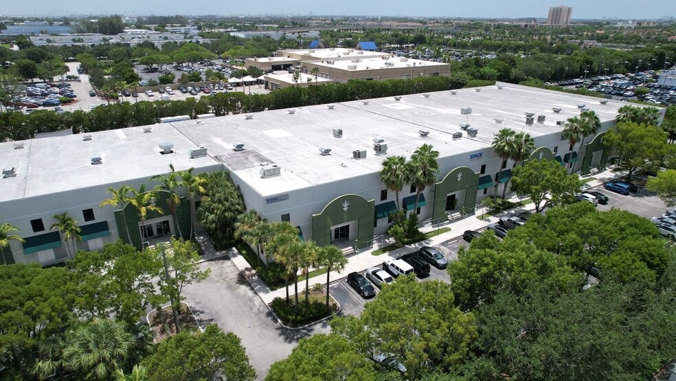 More Photos Of 9990 NW 14th St, Miami Warehouse For Sale
