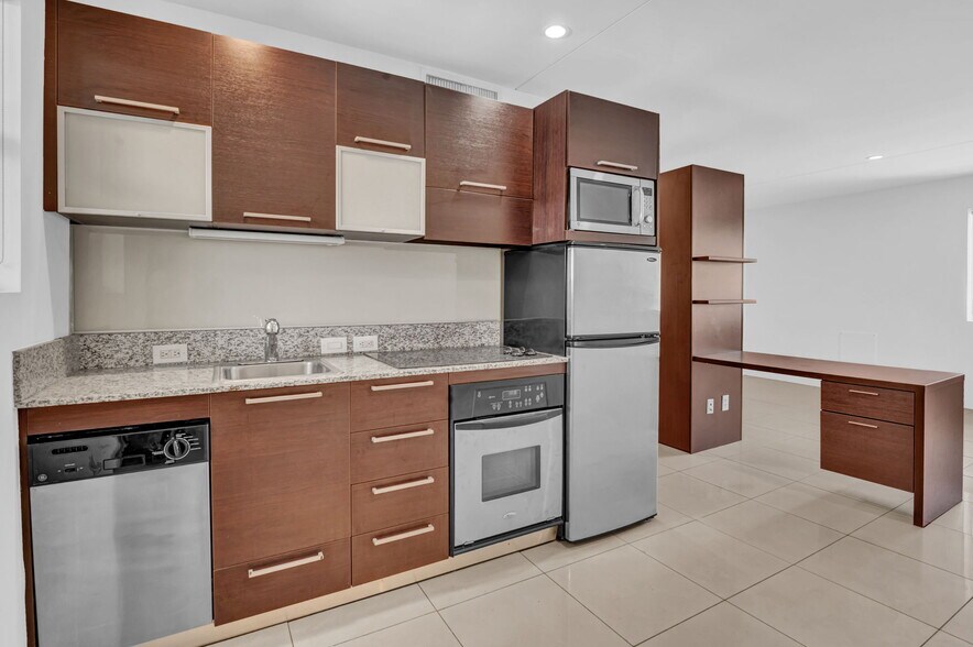 More Photos Of 1100 E Lemon St, Tempe Apartments For Sale