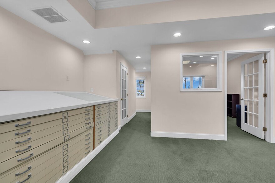 More Photos Of 1 Dag Hammarskjold Blvd, Howell Medical For Lease