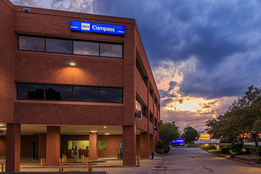 More Photos Of 8100 E Arapahoe Rd, Englewood Office For Lease