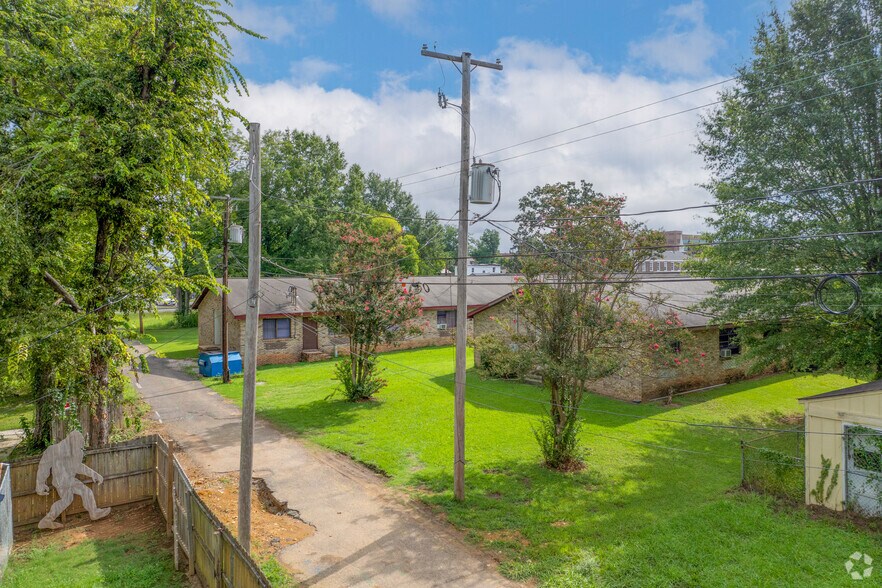 More Photos Of 1612 5th Ave N, Bessemer Medical For Sale