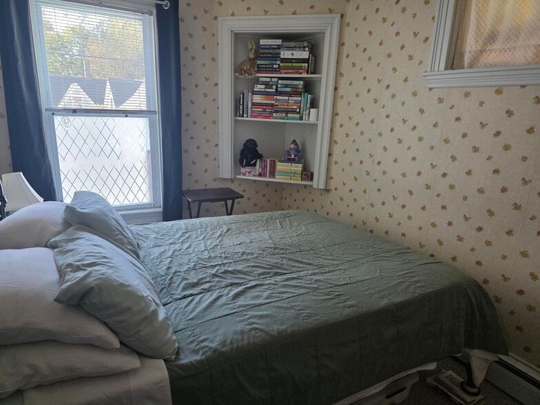 More Photos Of 115 Limerock St, Rockland Apartments For Sale