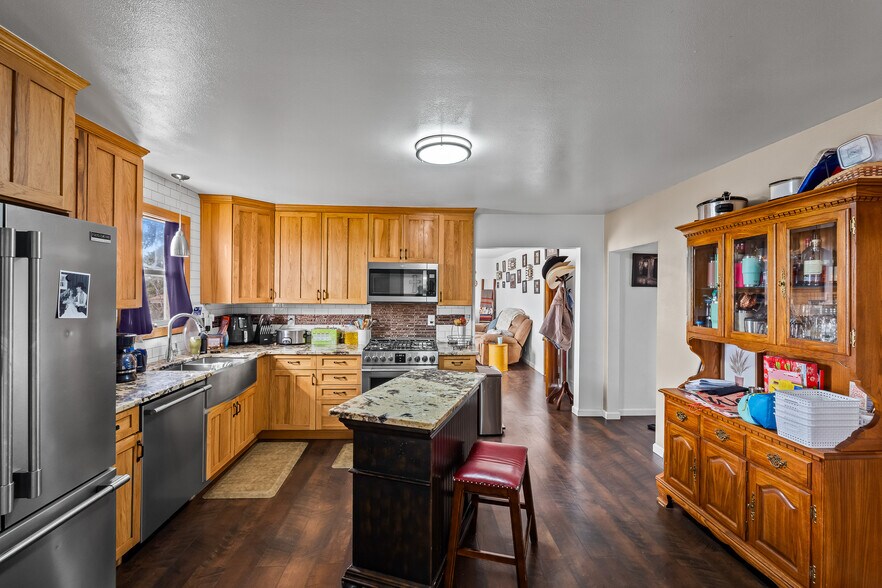 More Photos Of 36244 County Road 53, Eaton Specialty For Sale