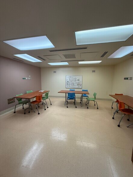 More Photos Of 2715 N Central Ave, Chicago Medical For Sale