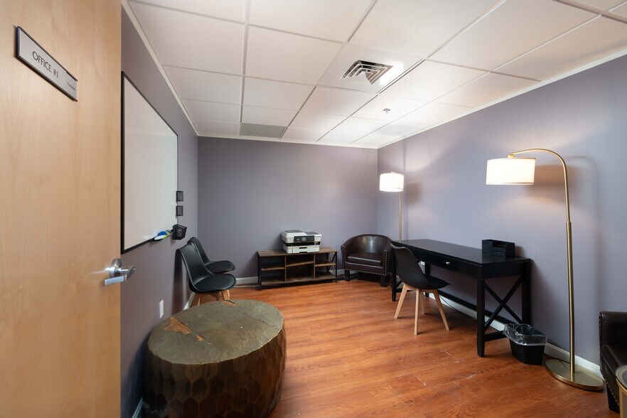 More Photos Of 1842 Beacon St, Brookline Medical For Sale