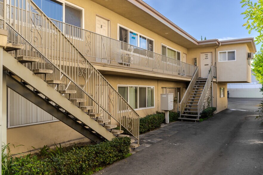 More Photos Of 425 N Garfield Ave, Pasadena Apartments For Sale