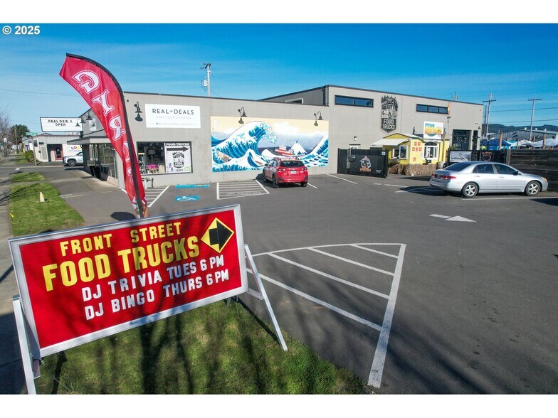 More Photos Of 790 N Bayshore Dr, Coos Bay Freestanding For Sale