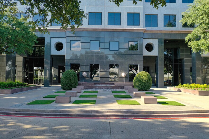 More Photos Of 2505 N State Highway 360, Grand Prairie Office For Sale
