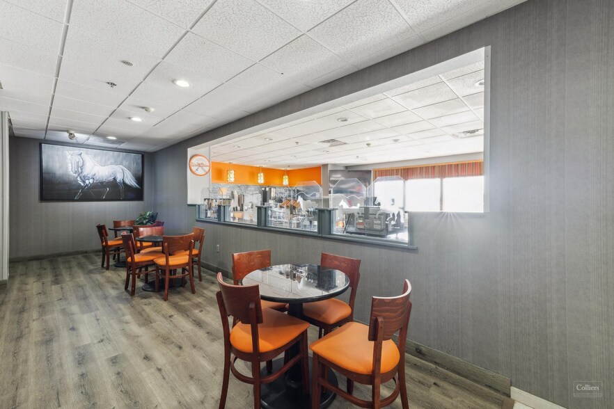 More Photos Of 2836 N Lee Hwy, Lexington Hotel For Sale