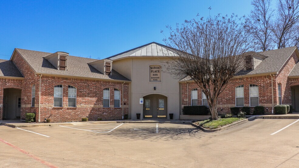 More Photos Of 325 Miron Dr, Southlake Medical For Lease