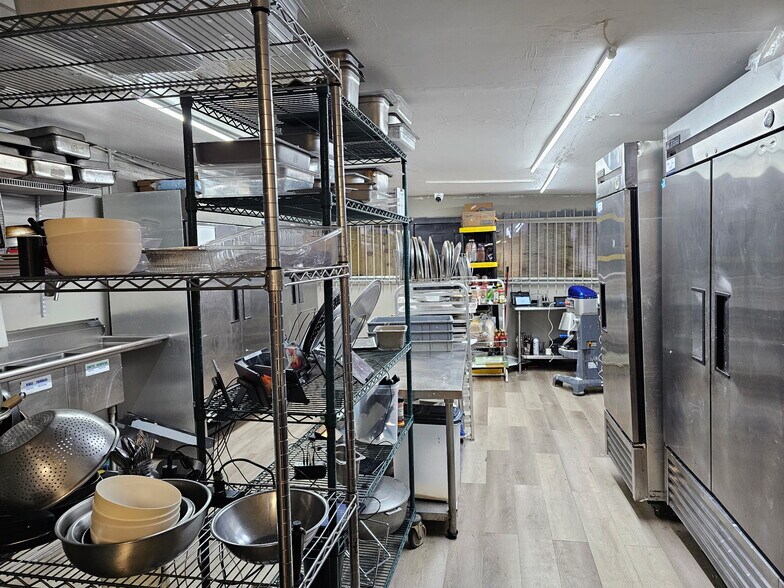 More Photos Of 1103 Mason St, San Antonio Restaurant For Sale