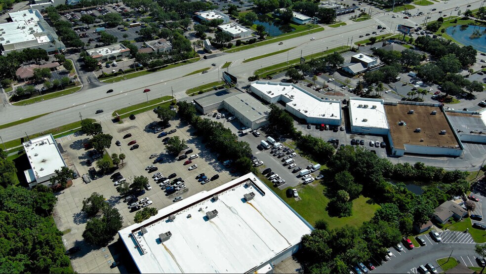 More Photos Of 2182-2188 E Semoran Blvd, Apopka Flex For Lease
