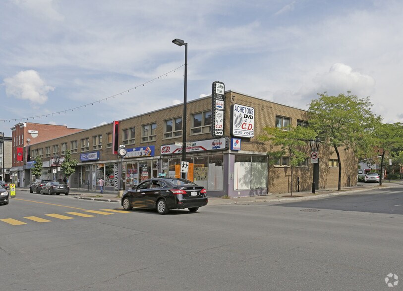 Primary Photo Of 3326-3336 Rue Ontario E E, Montréal General Retail For Sale