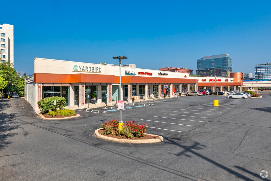 More Photos Of 11610-11640 Rockville Pike, Rockville Storefront For Lease
