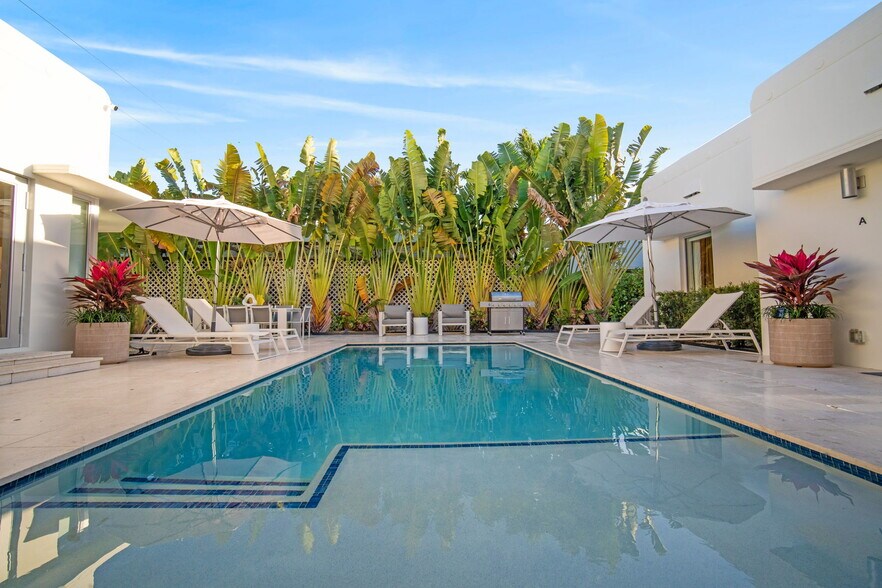 More Photos Of 8109 Harding Ave, Miami Beach Specialty For Sale
