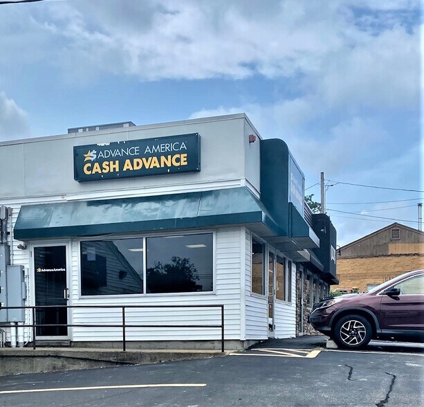 More Photos Of 202-204 S Main St, Woonsocket Freestanding For Lease