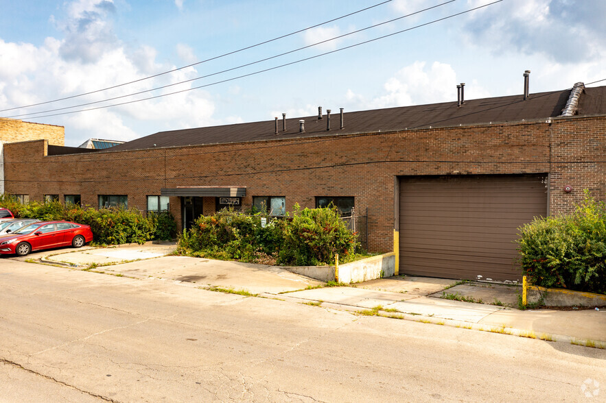 Primary Photo Of 5851 W Dickens Ave, Chicago Manufacturing For Lease