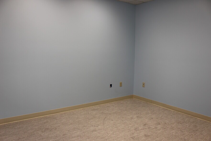 More Photos Of 5000 W 4th St, Hattiesburg Medical For Lease