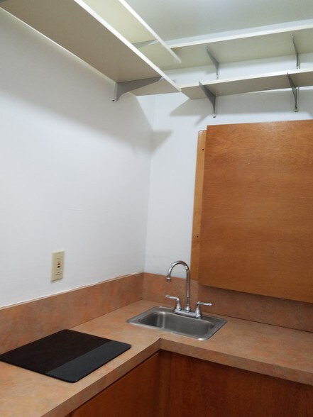More Photos Of 52 Arch St, Redwood City Medical For Lease