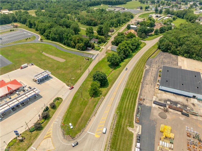 More Photos Of 3249 Coral Rd, Malvern Office For Sale