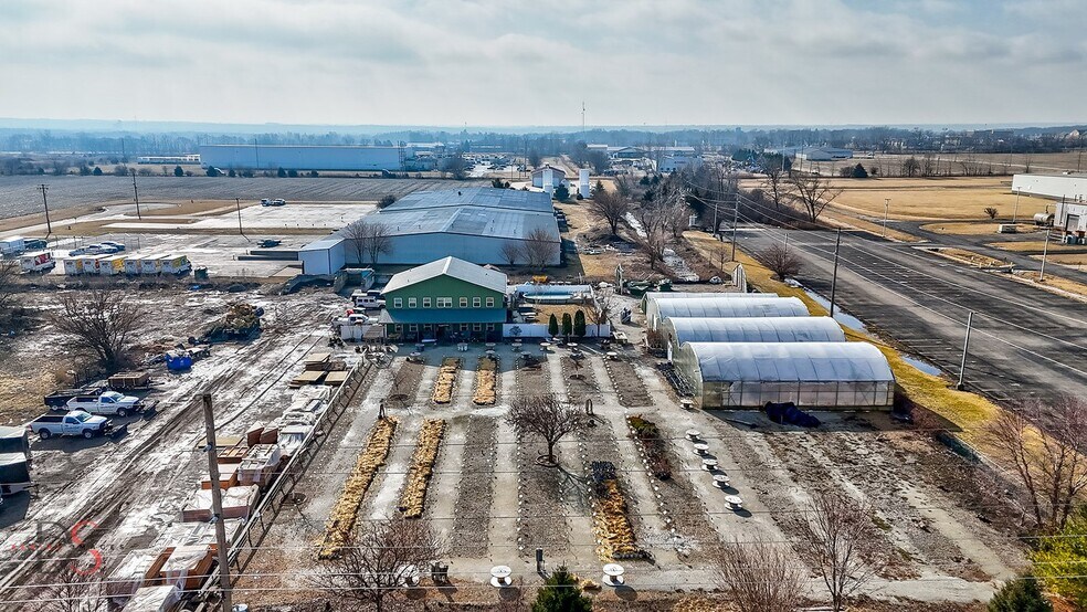 More Photos Of 611 E Dayton Rd, Ottawa Warehouse For Sale