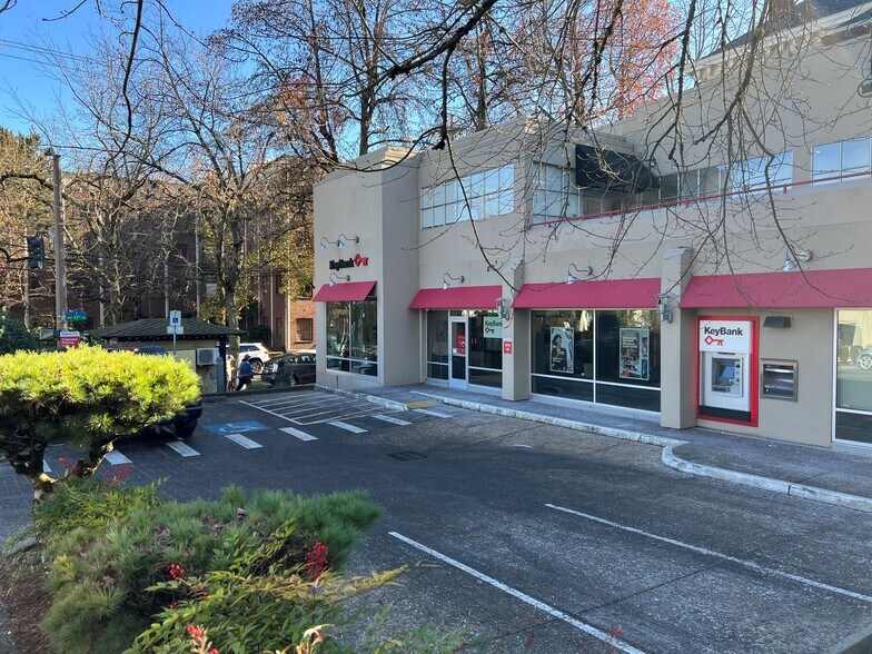 More Photos Of 2310 NW Everett St, Portland Office For Lease