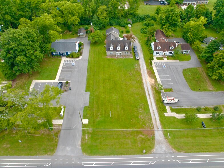 More Photos Of 1189 Nashville Pike, Gallatin Office For Sale