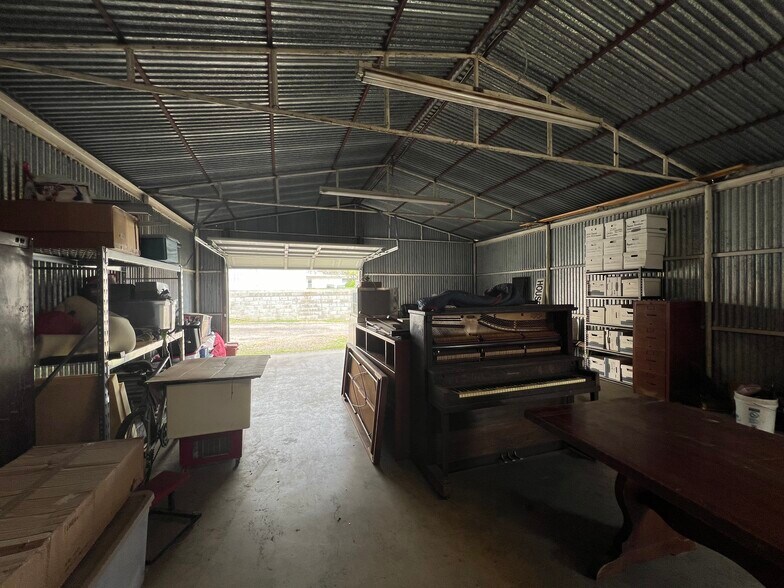 More Photos Of 215 W Main St, Tishomingo Lodge Meeting Hall For Lease