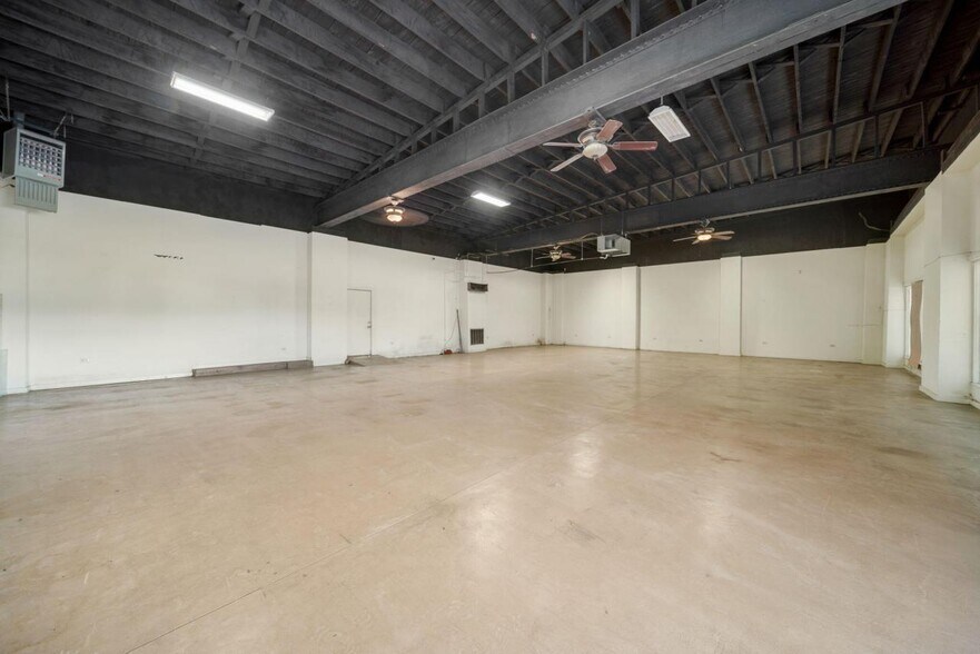 More Photos Of 12 SE 1st St, Afton Storefront For Sale