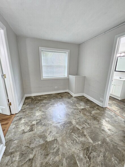 More Photos Of 207 Branch Ln, Knoxville Apartments For Sale