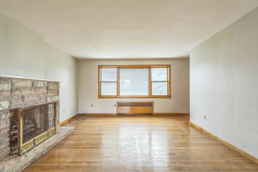 More Photos Of 1718 Rhawn St, Philadelphia Land For Sale