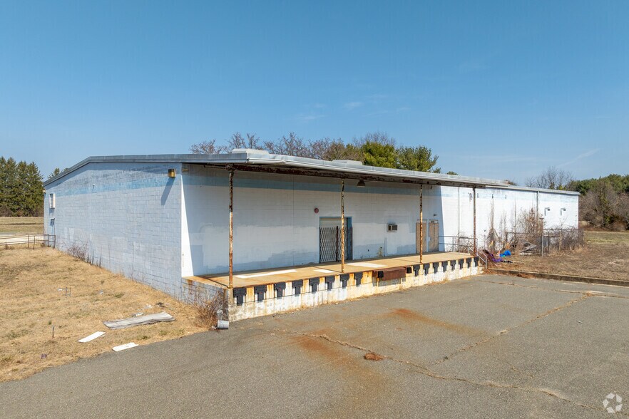 Primary Photo Of 100 Spring Road, Vineland Flex For Lease