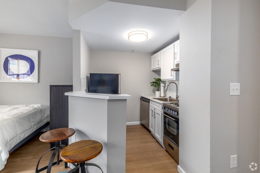 More Photos Of 8710 Research Dr, Charlotte Apartments For Sale