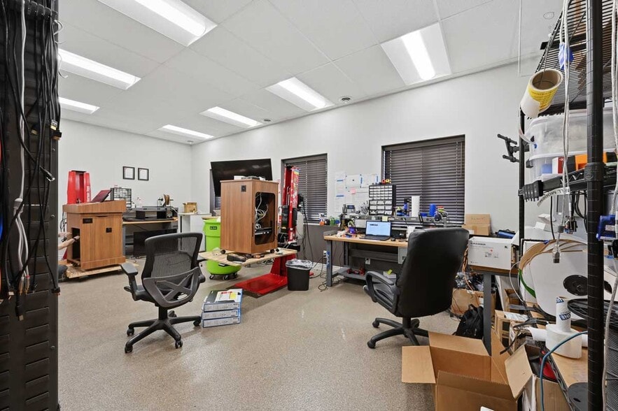 More Photos Of 14800 Martin Dr, Eden Prairie Light Manufacturing For Sale