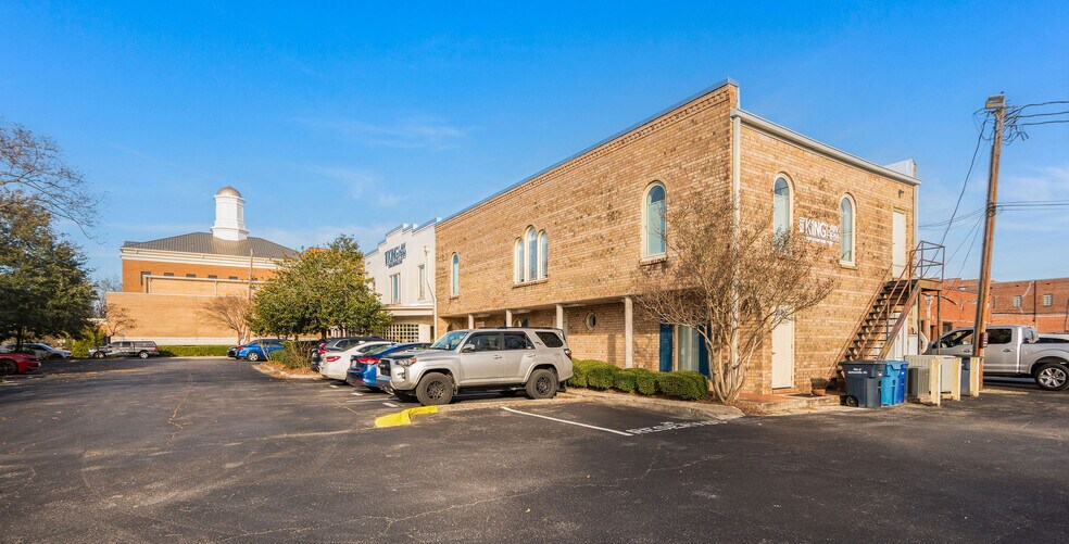 More Photos Of 112 Old Bridge St, Jacksonville Office For Sale