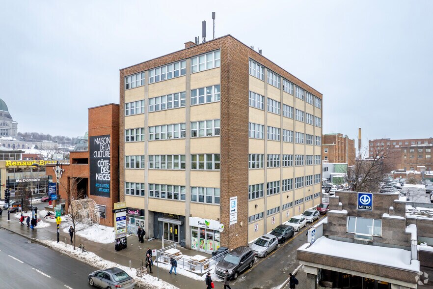 Primary Photo Of 5298-5300 Ch de la Côte-des-Neiges, Montréal Office For Lease