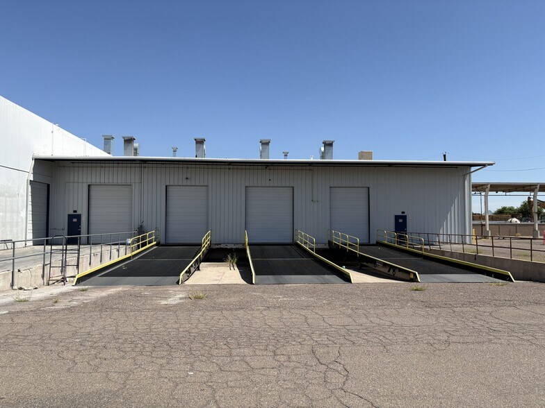 More Photos Of 1825 S Black Canyon Hwy, Phoenix Manufacturing For Lease