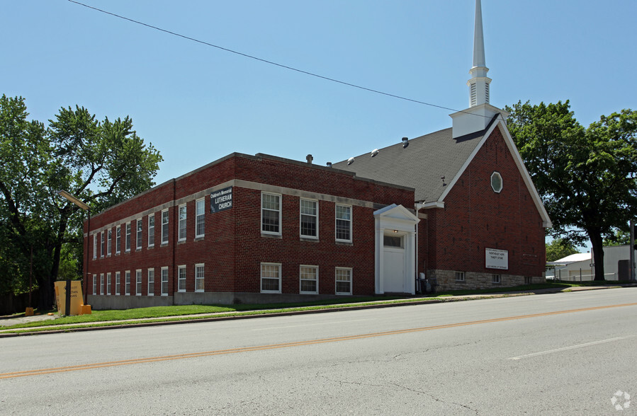 Primary Photo Of 5001 Independence Ave, Kansas City Daycare Center For Sale