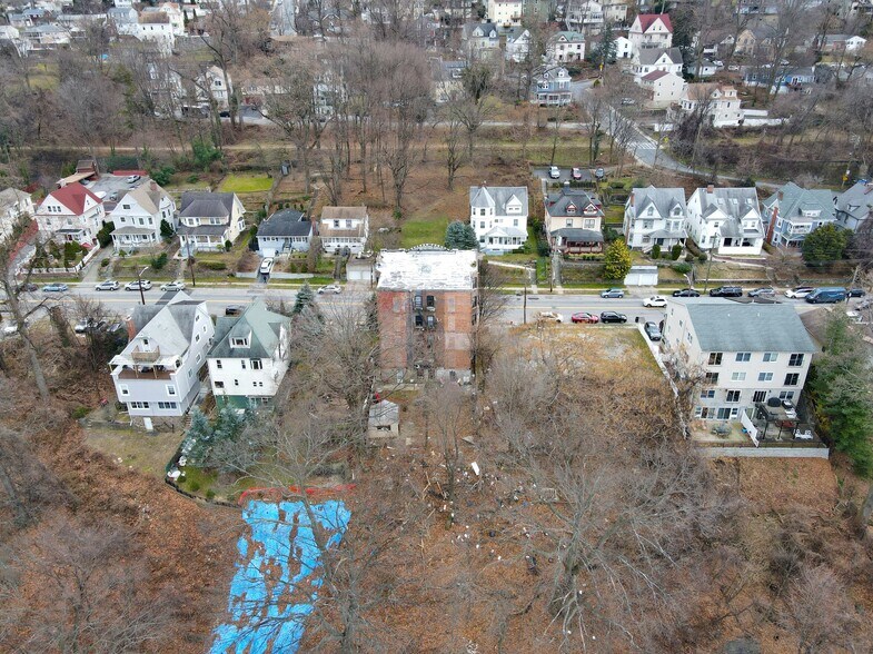 More Photos Of 737 Warburton Ave, Yonkers Apartments For Sale