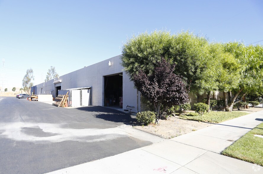 Primary Photo Of 26541 Ruether Ave, Santa Clarita Light Manufacturing For Lease