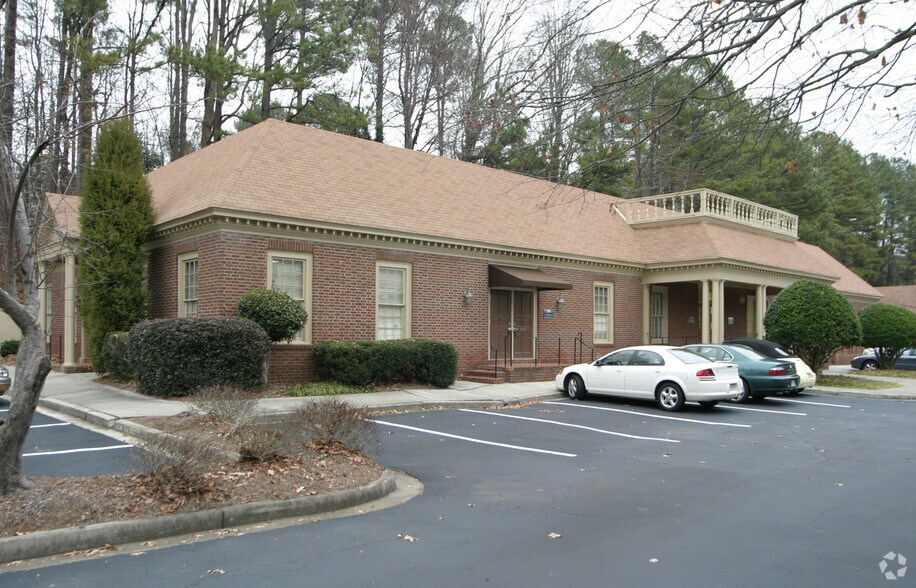 More Photos Of 1750 Old Spring House Ln, Atlanta Unknown For Lease