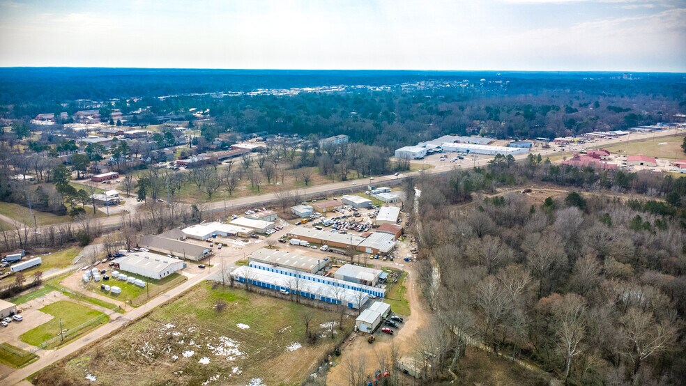 More Photos Of 5849 N Commerce Plz, Jackson Self Storage For Sale