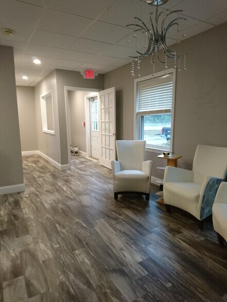 More Photos Of 294 Route 101, Amherst Office For Sale