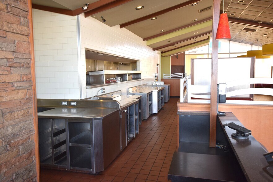 More Photos Of 3701 W Wall St, Midland General Retail For Sale