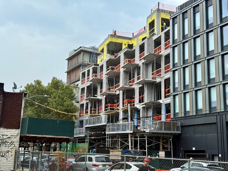 More Photos Of 444 Carroll St, Brooklyn Apartments For Lease