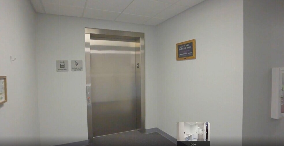 More Photos Of 608 35th Ave, Moline Medical For Sale