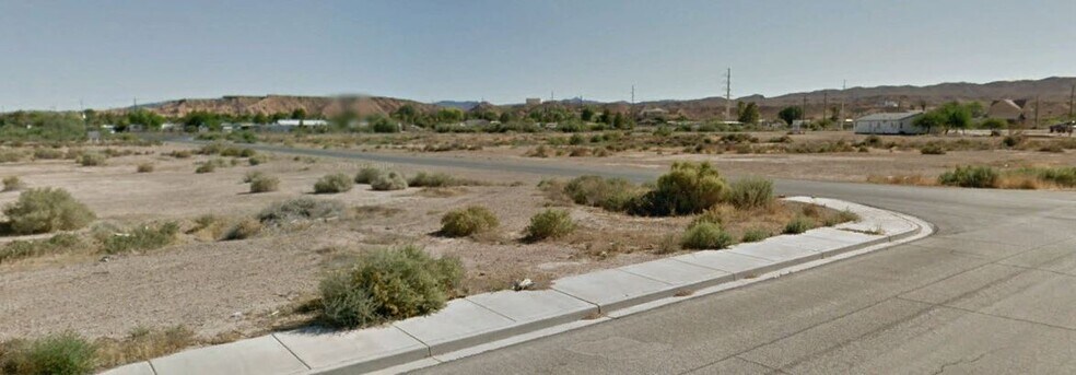 More Photos Of Ryan & Lou, Overton Land For Sale