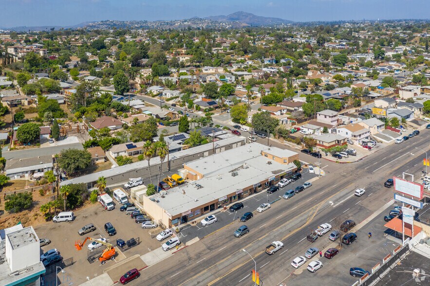 More Photos Of 6172-6196 University Ave, San Diego Storefront For Lease